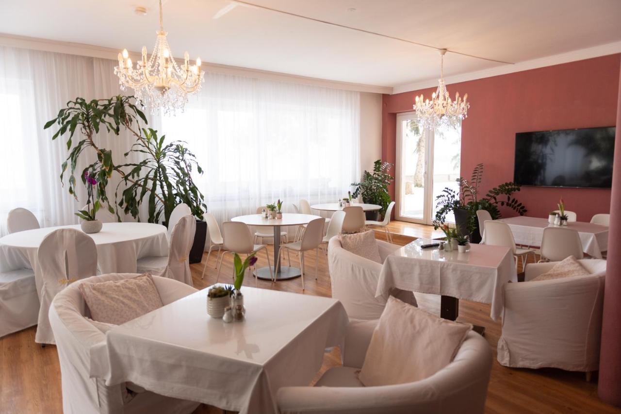 Hotel Maria Gramatneusiedl Екстер'єр фото