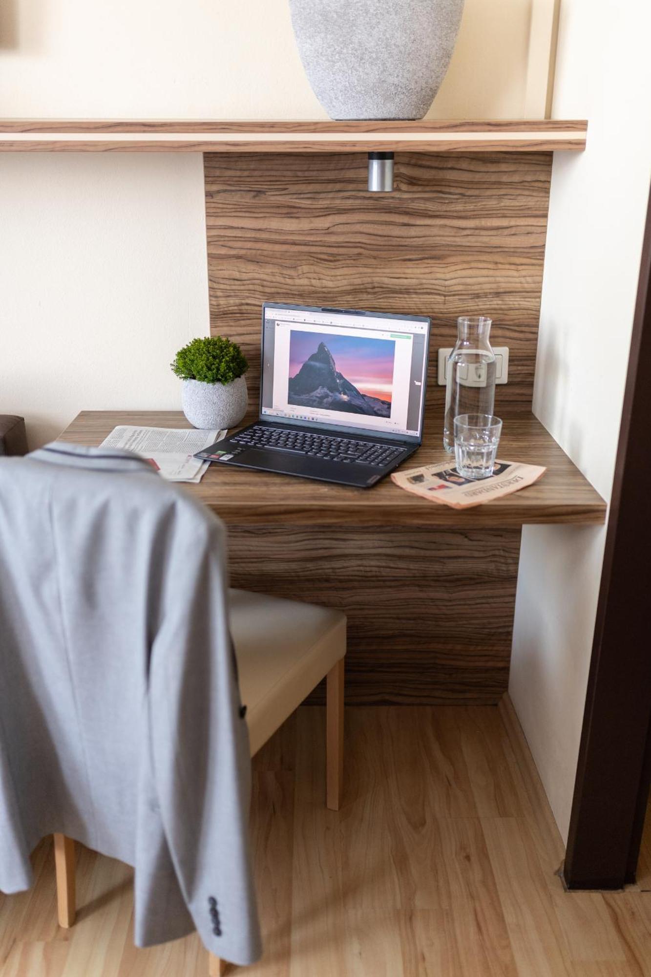 Hotel Maria Gramatneusiedl Номер фото