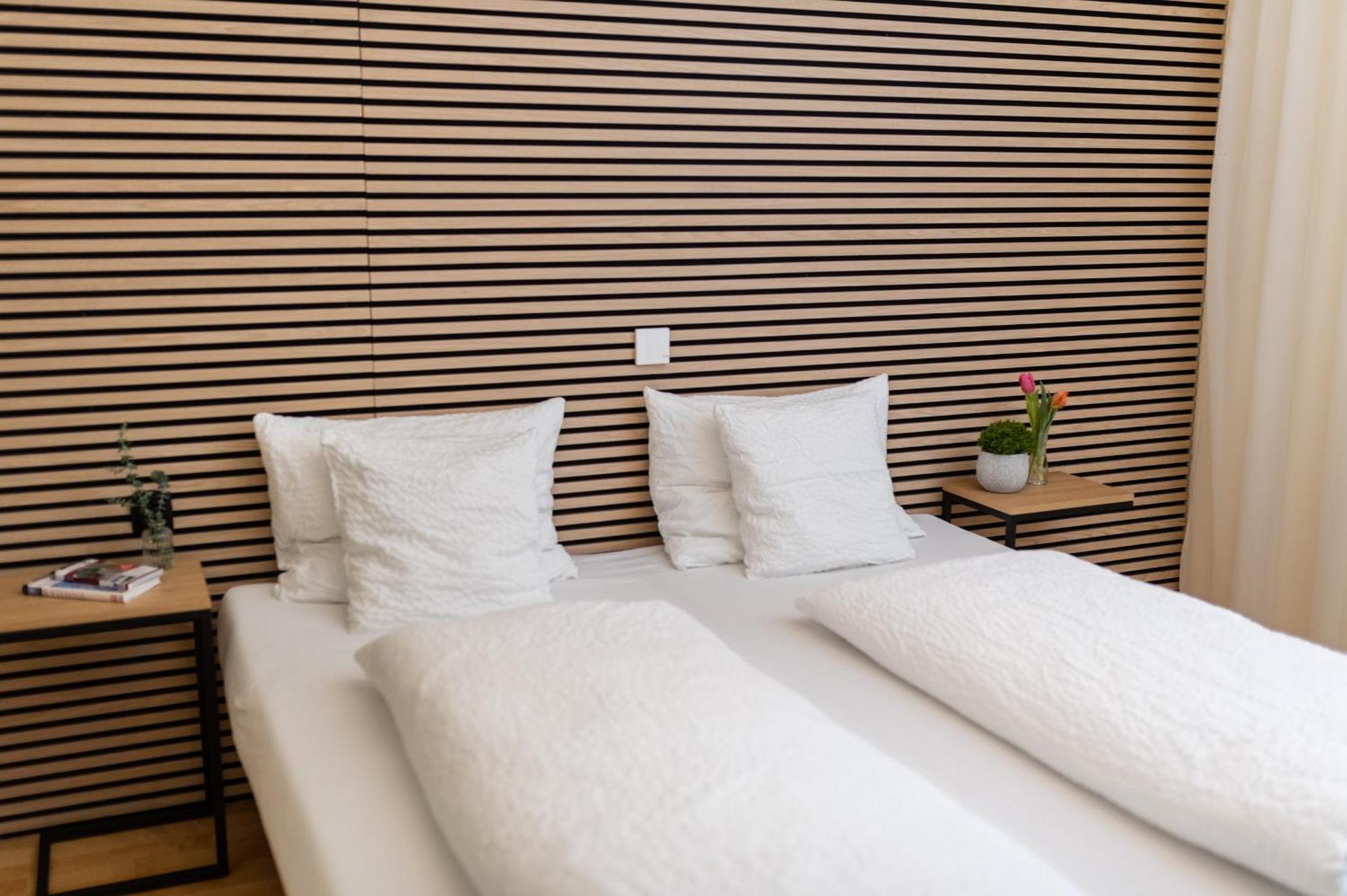 Hotel Maria Gramatneusiedl Екстер'єр фото