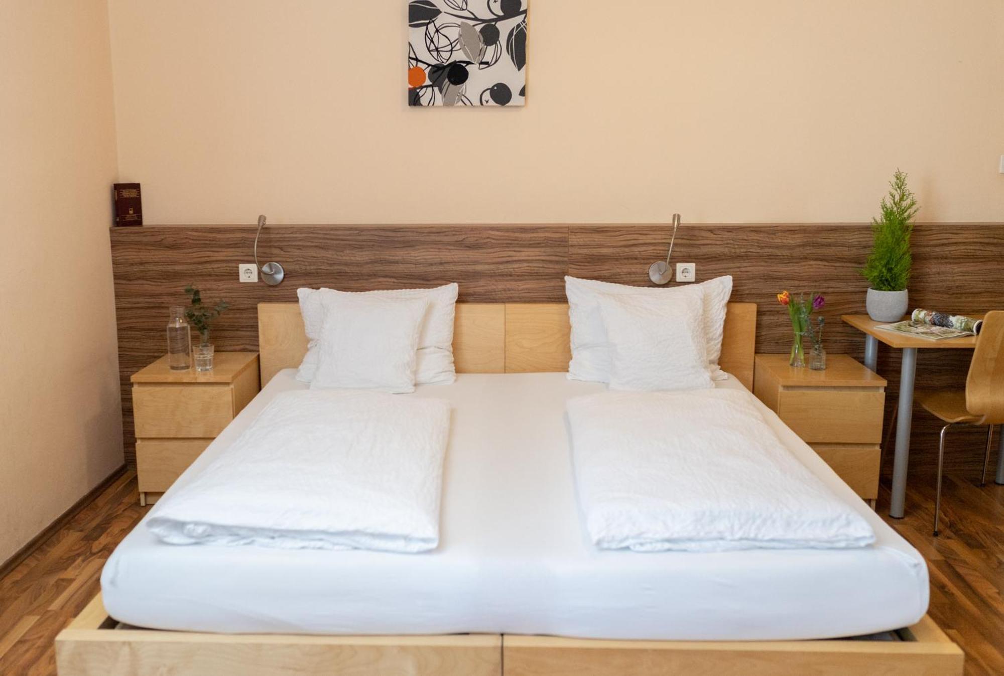 Hotel Maria Gramatneusiedl Номер фото