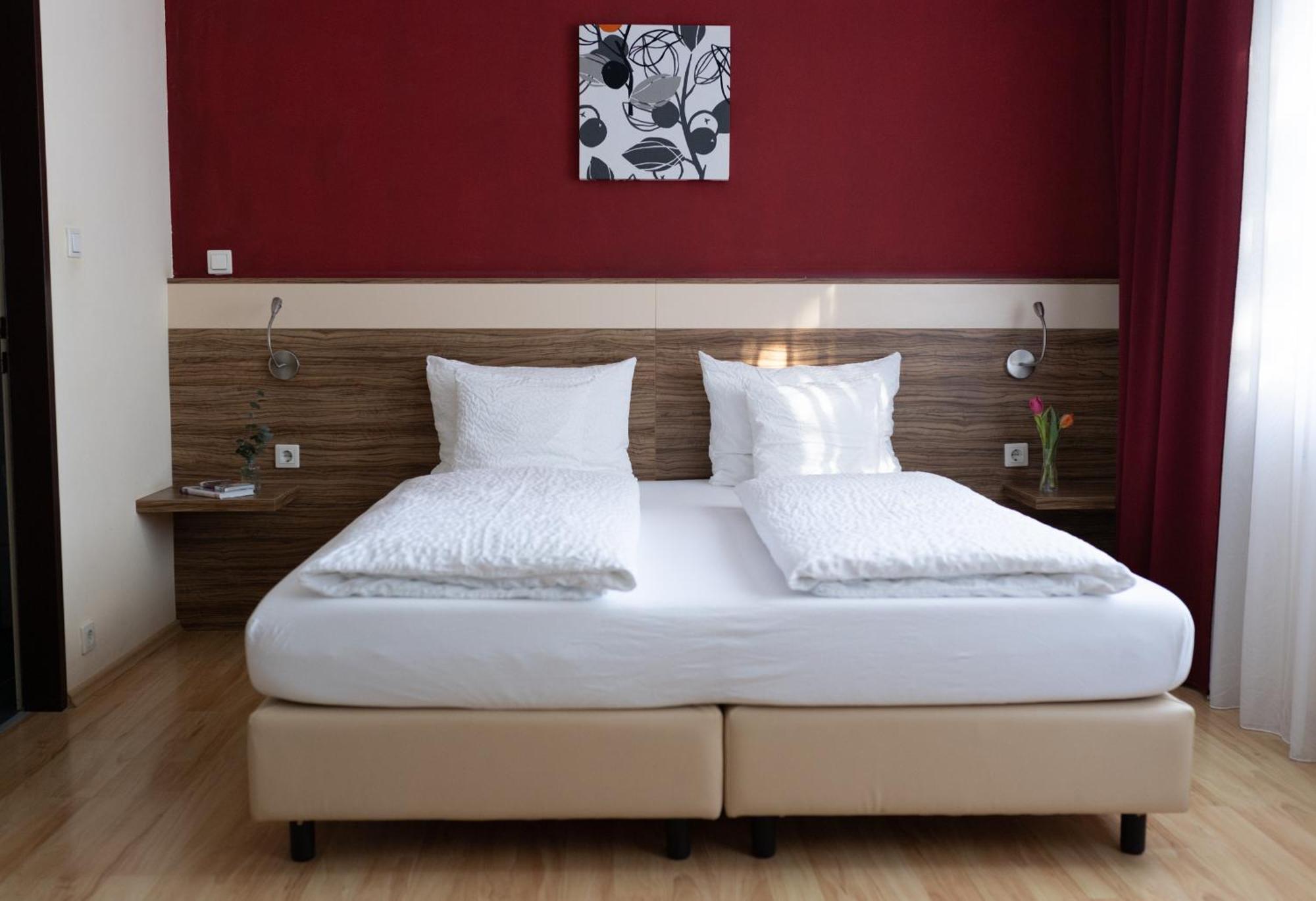 Hotel Maria Gramatneusiedl Номер фото