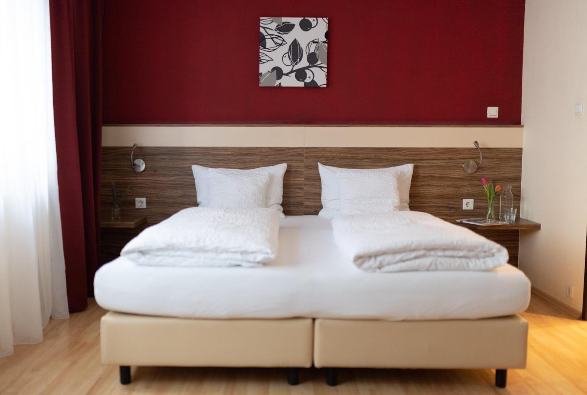 Hotel Maria Gramatneusiedl Номер фото