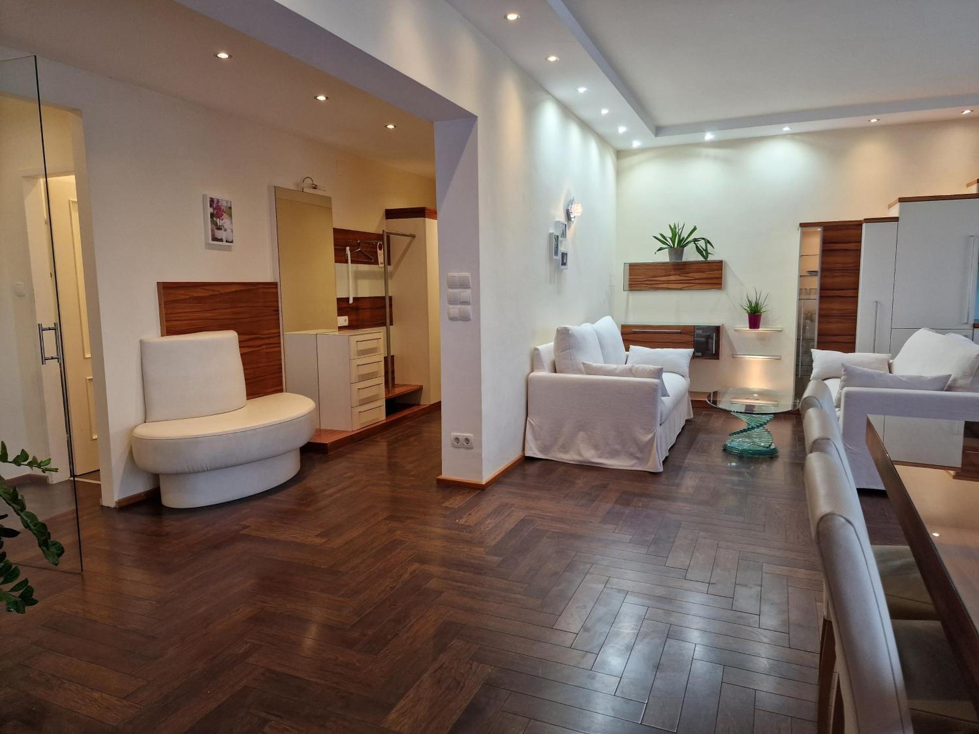 Hotel Maria Gramatneusiedl Екстер'єр фото