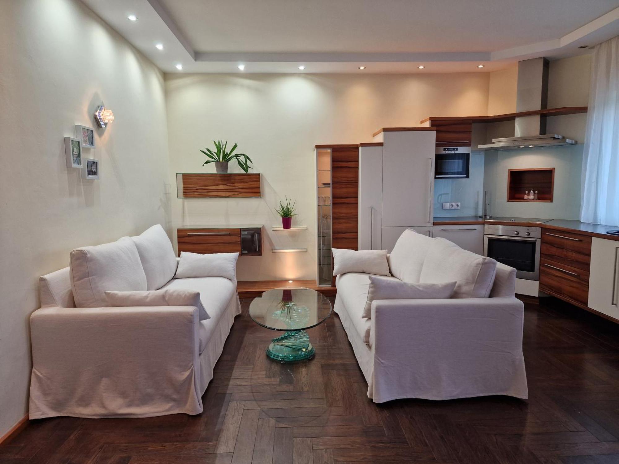 Hotel Maria Gramatneusiedl Екстер'єр фото