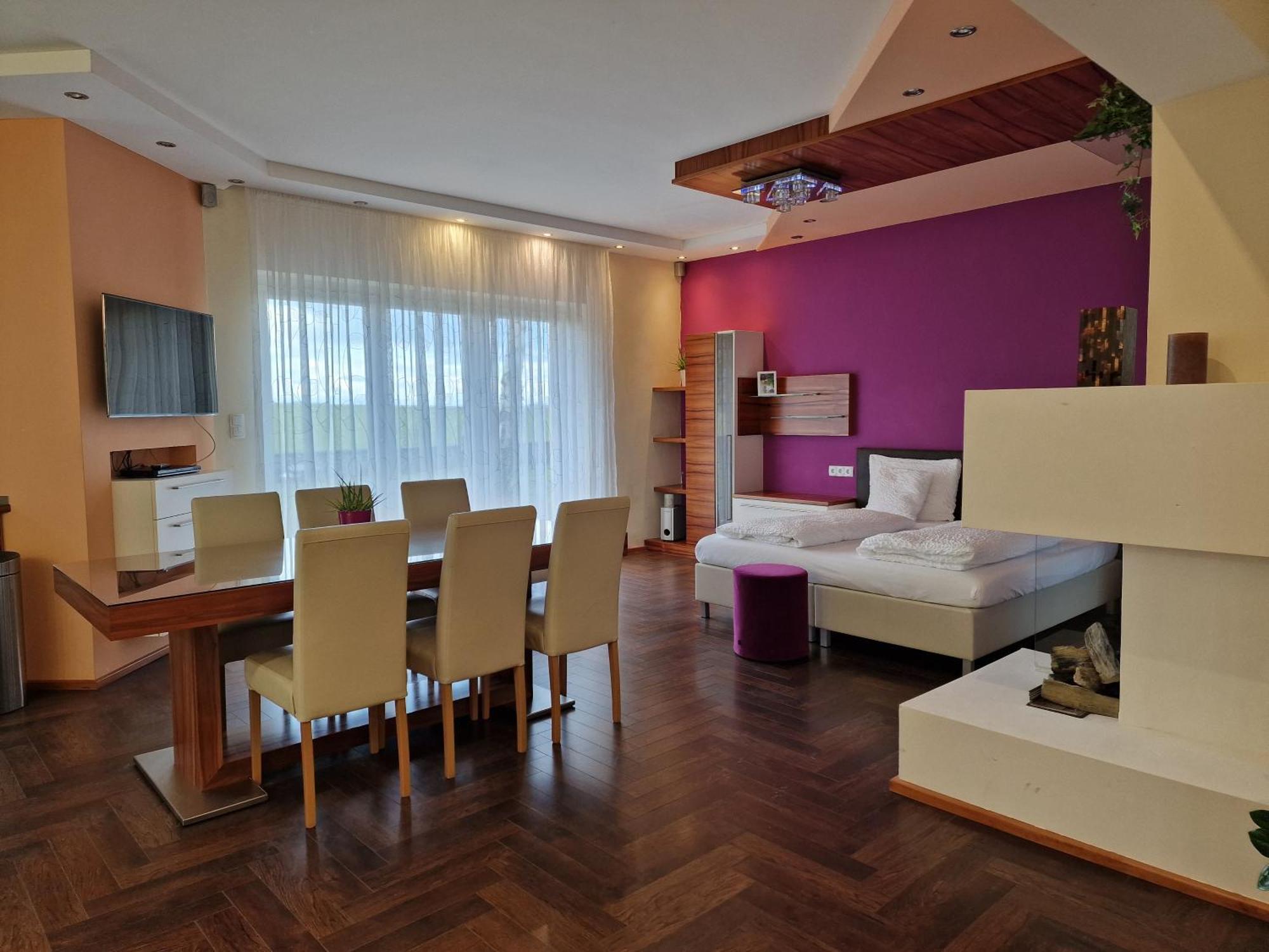 Hotel Maria Gramatneusiedl Екстер'єр фото